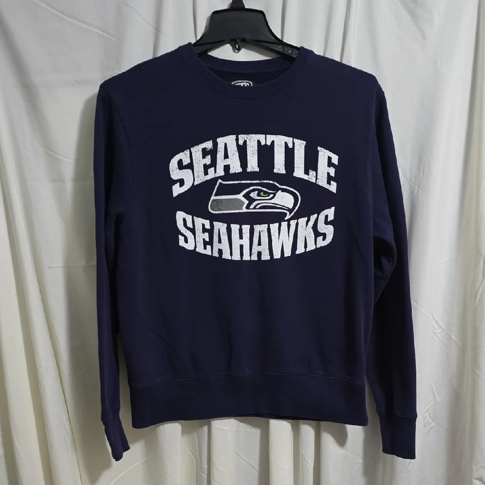 Seattle Seahawks Mens Navy Sweatshirt w/ Team Logo. Large - Picture 1 of 7